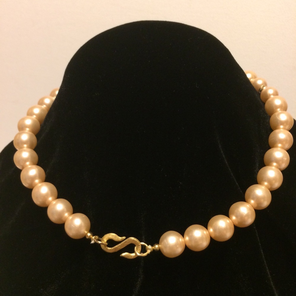 Vintage Chunky Pearl & Rhinestone Glam Choker - Picture 3 of 6